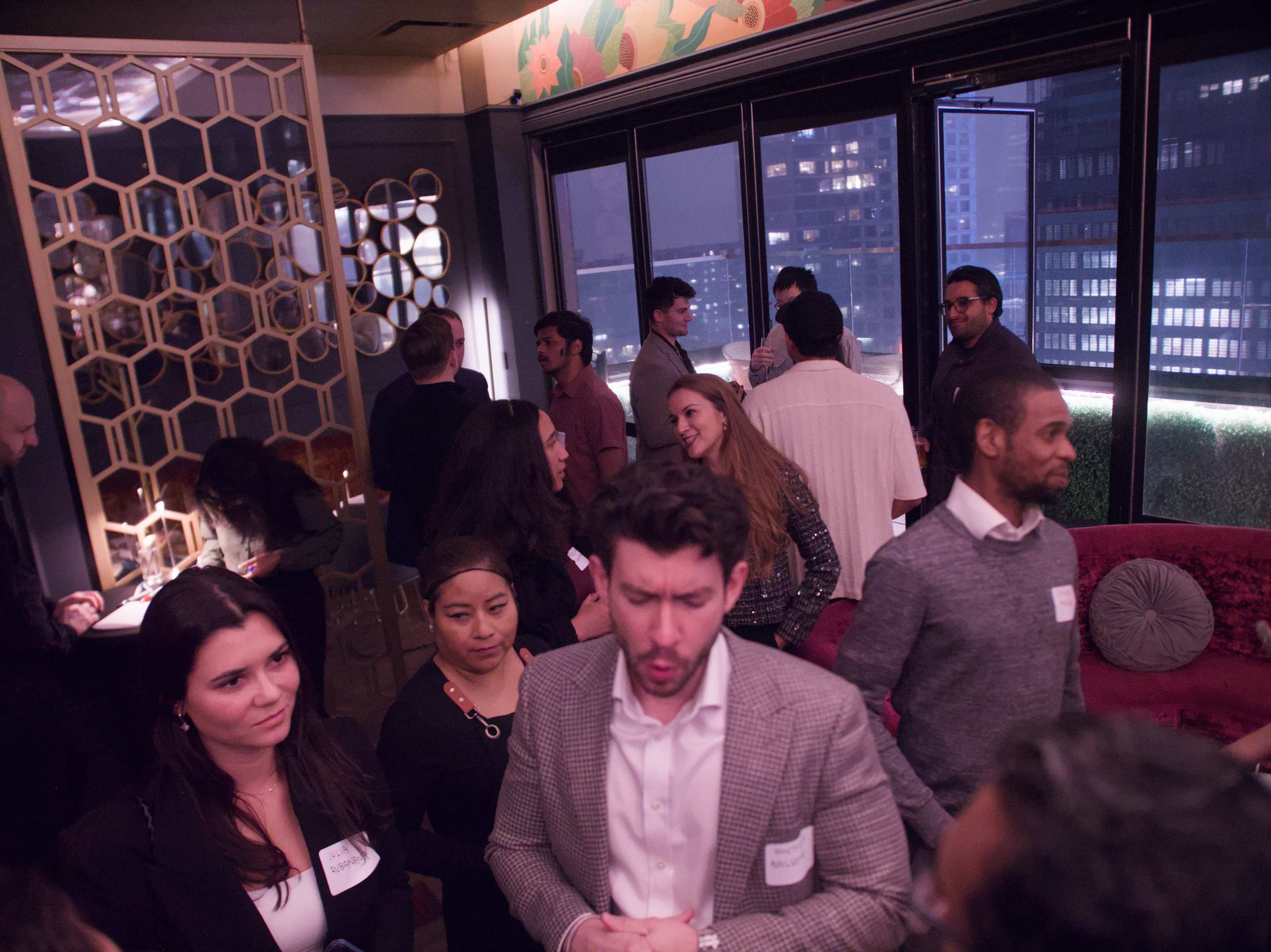 Upscale mixer